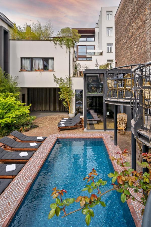 Hotel Latroupe Le Berger Saint-Gilles Exteriér fotografie