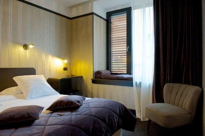 Hotel Latroupe Le Berger Saint-Gilles Pokoj fotografie