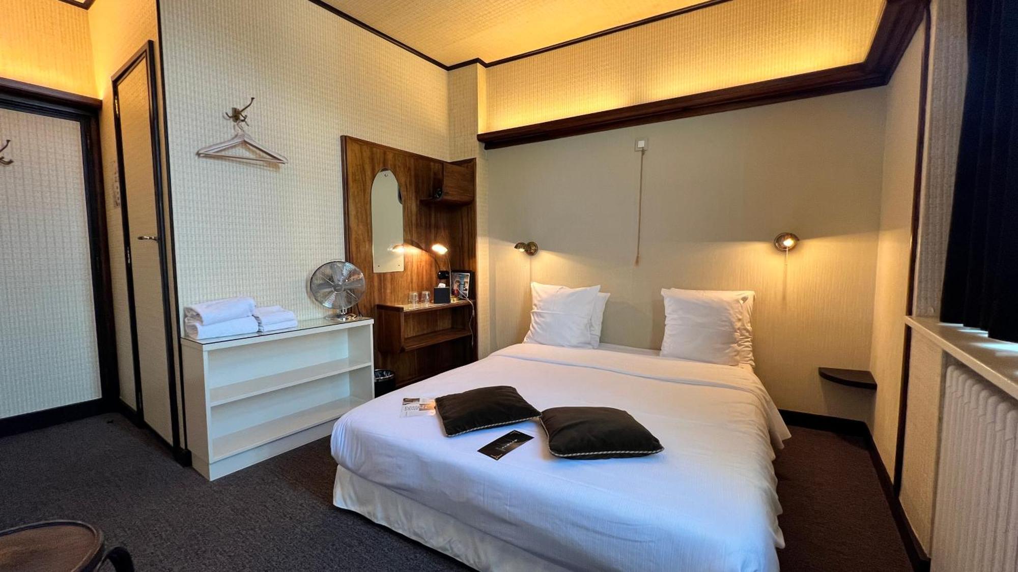 Hotel Latroupe Le Berger Saint-Gilles Pokoj fotografie